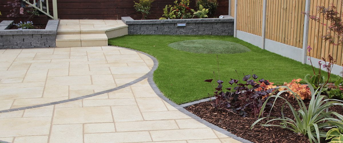 Garden Paving Installers For Aylesbury 