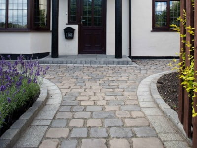 Aylesbury Paving Contractors Laying Cobblestones in Aylesbury 